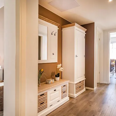 Haus Strandlaeufer 1 7 Strand-idylle 부숨