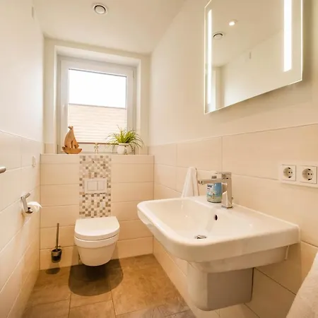 Haus Strandlaeufer 1 7 Strand-idylle * 부숨